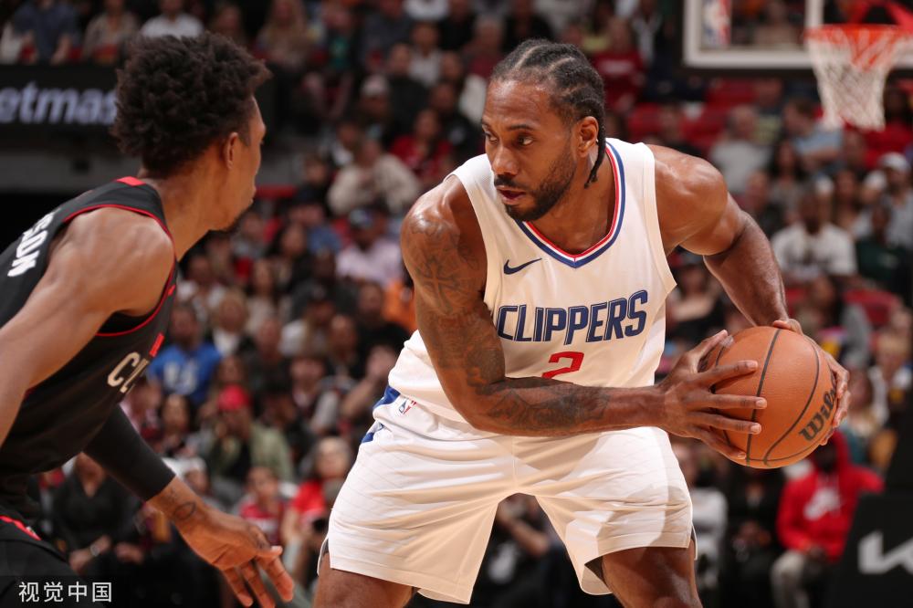 明星齐内丁 明星齐内丁