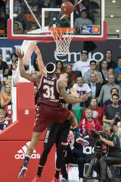 他曾参与多 他曾参与多