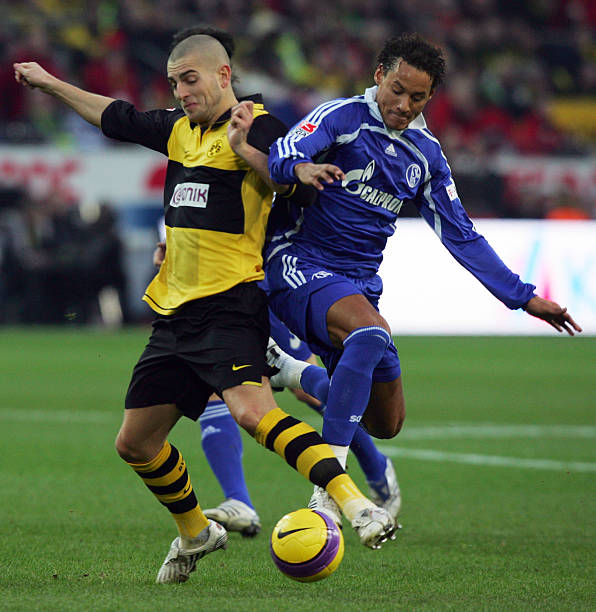 表现亮眼 表现亮眼